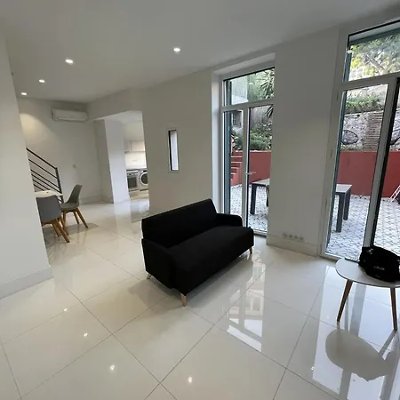 De 52m2 Avec Terrasse Et Jardin De 63m2 Lejlighed